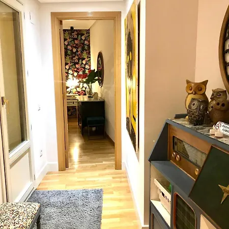 Pasaje Al Pilar 公寓